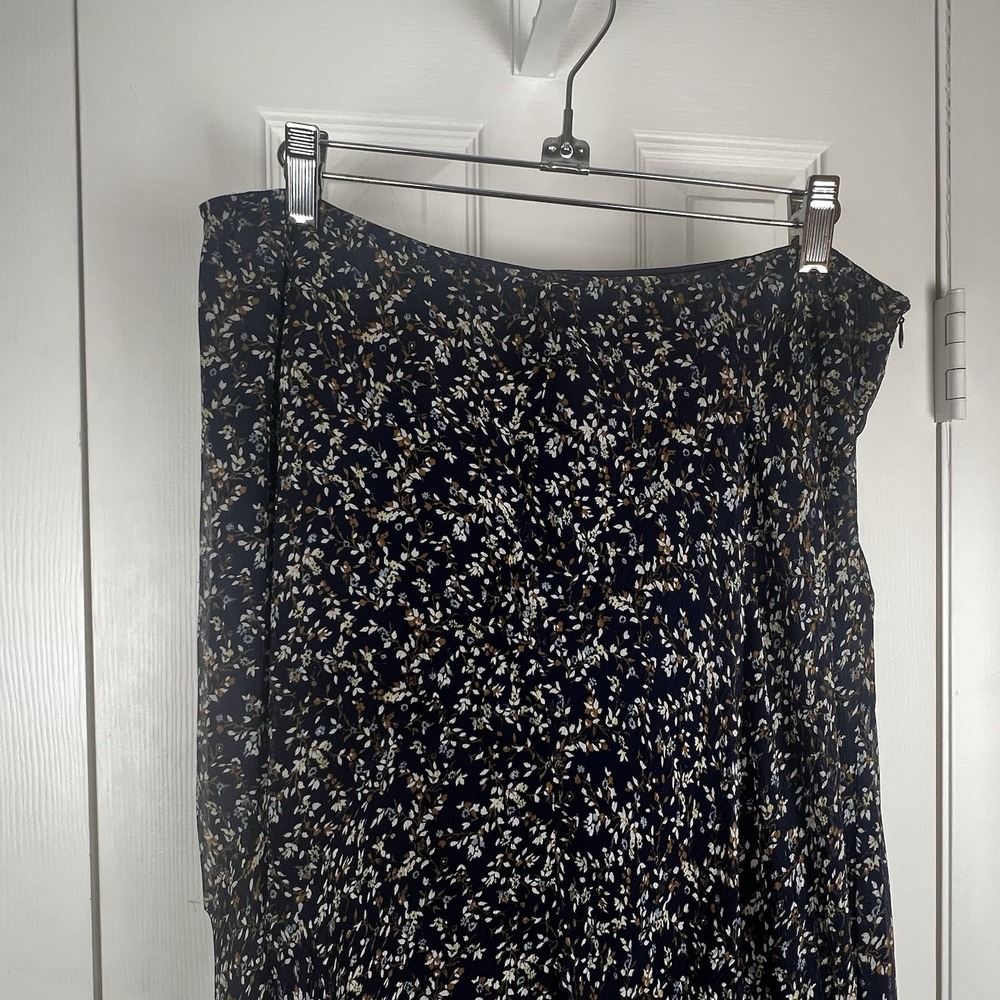 Vintage Anne Klein ll size 12 floral 100% silk Maxi skirt lined Assymetrical - Picture 3 of 9